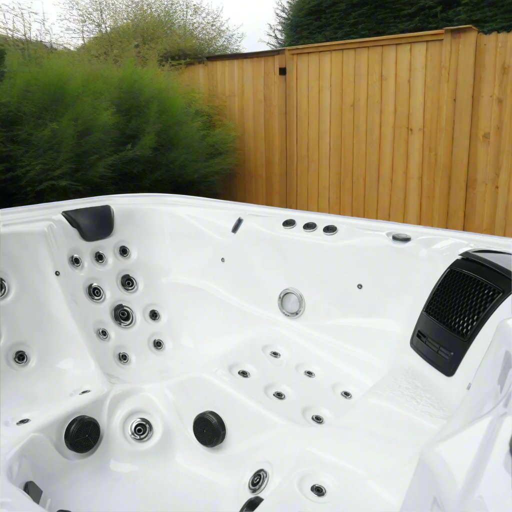 Large hot tub for sale