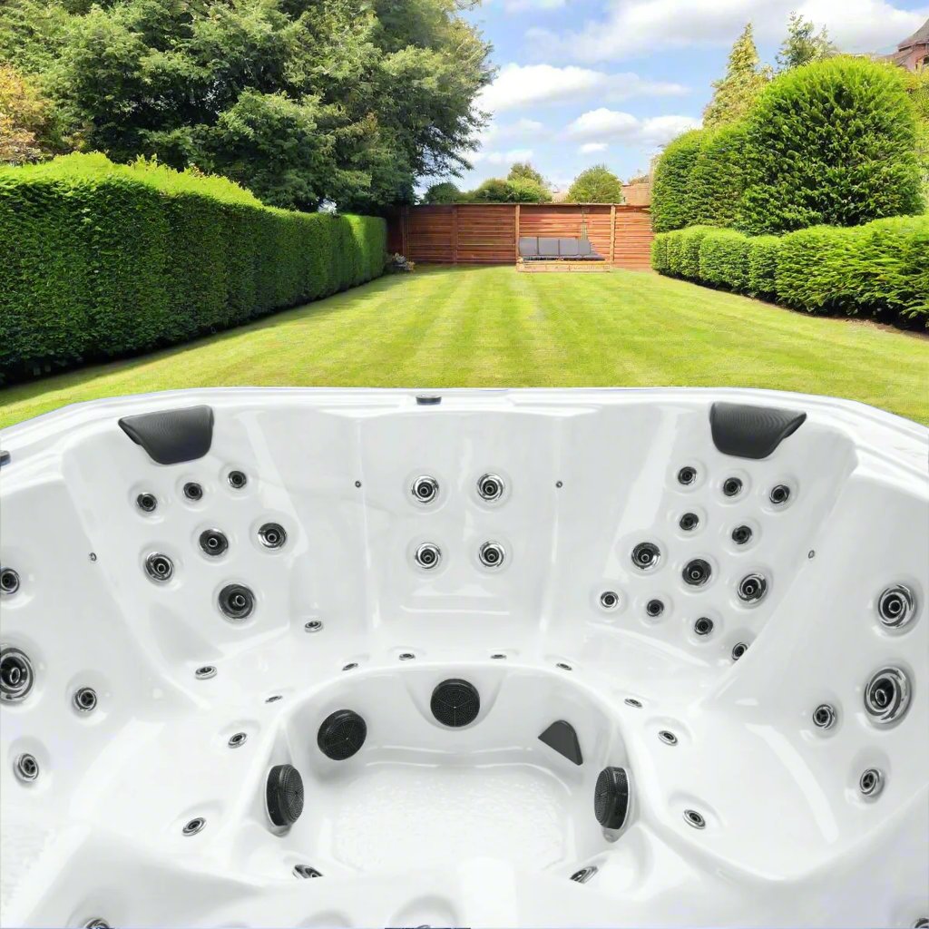 Retreat Bay XL hot tub