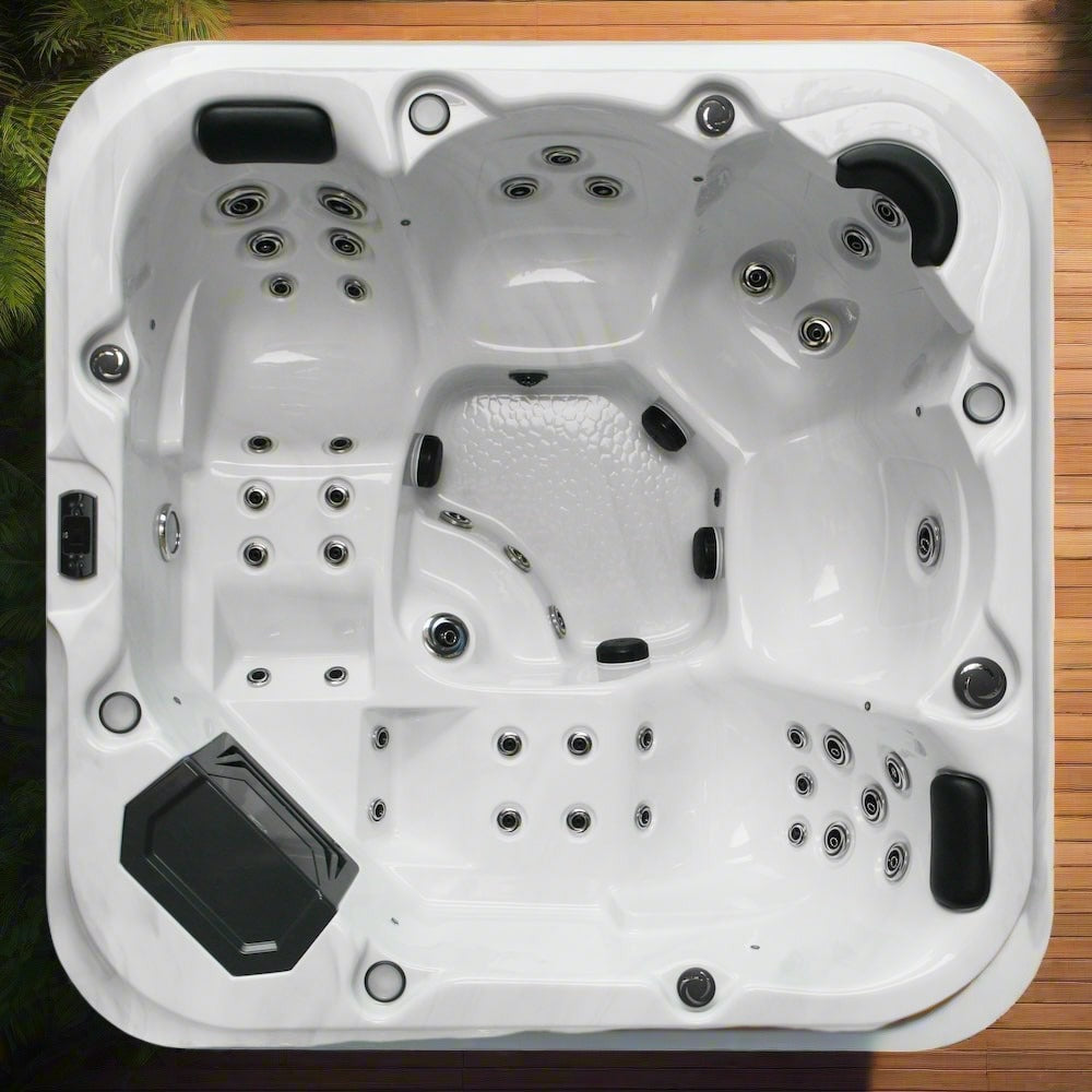 4200 Series hot tub