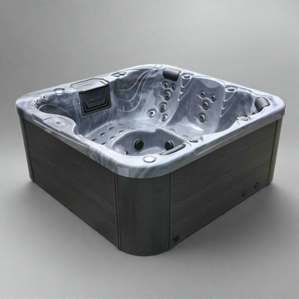 4500 Series hot tub