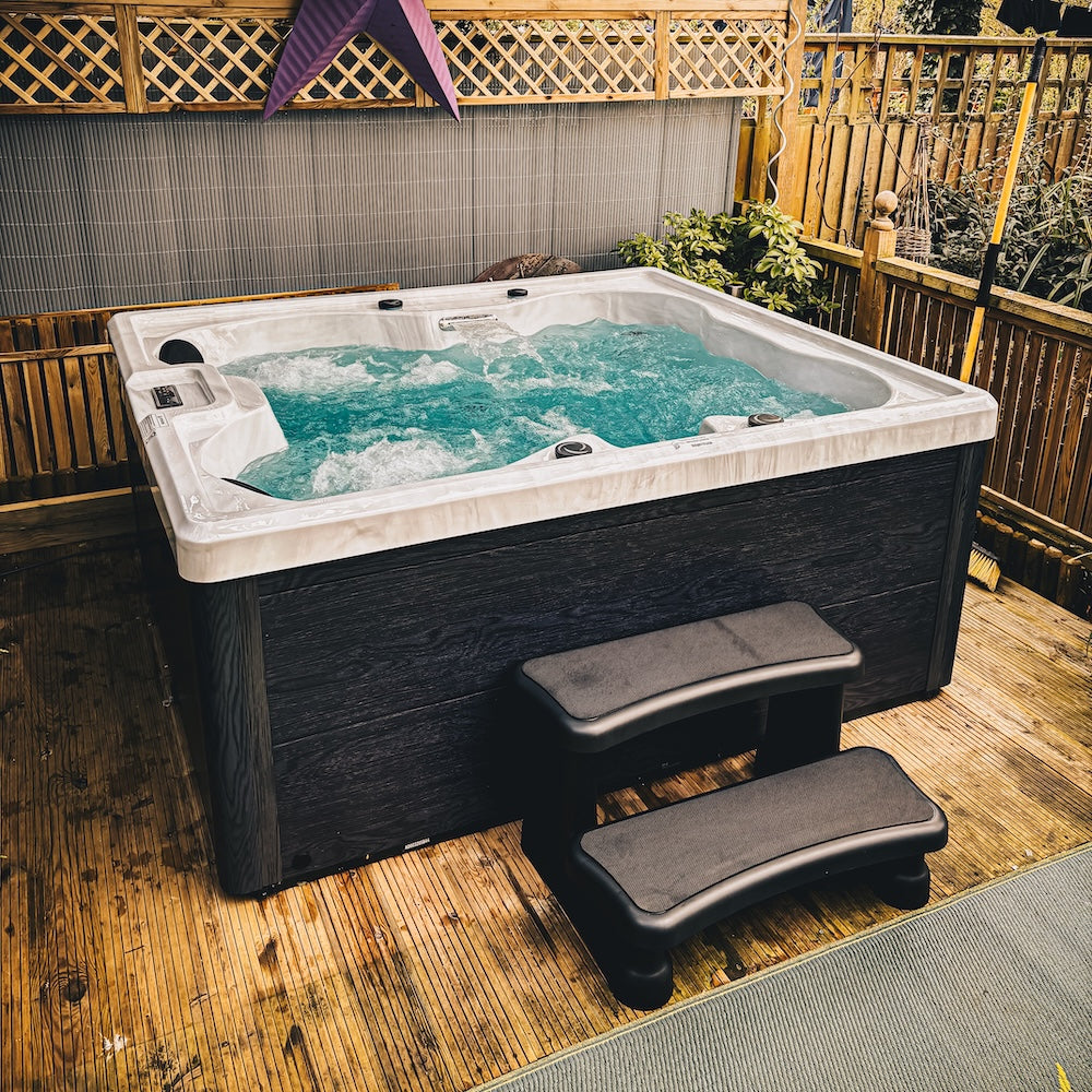 Pure Bliss hot tub by H2O Hot Tubs