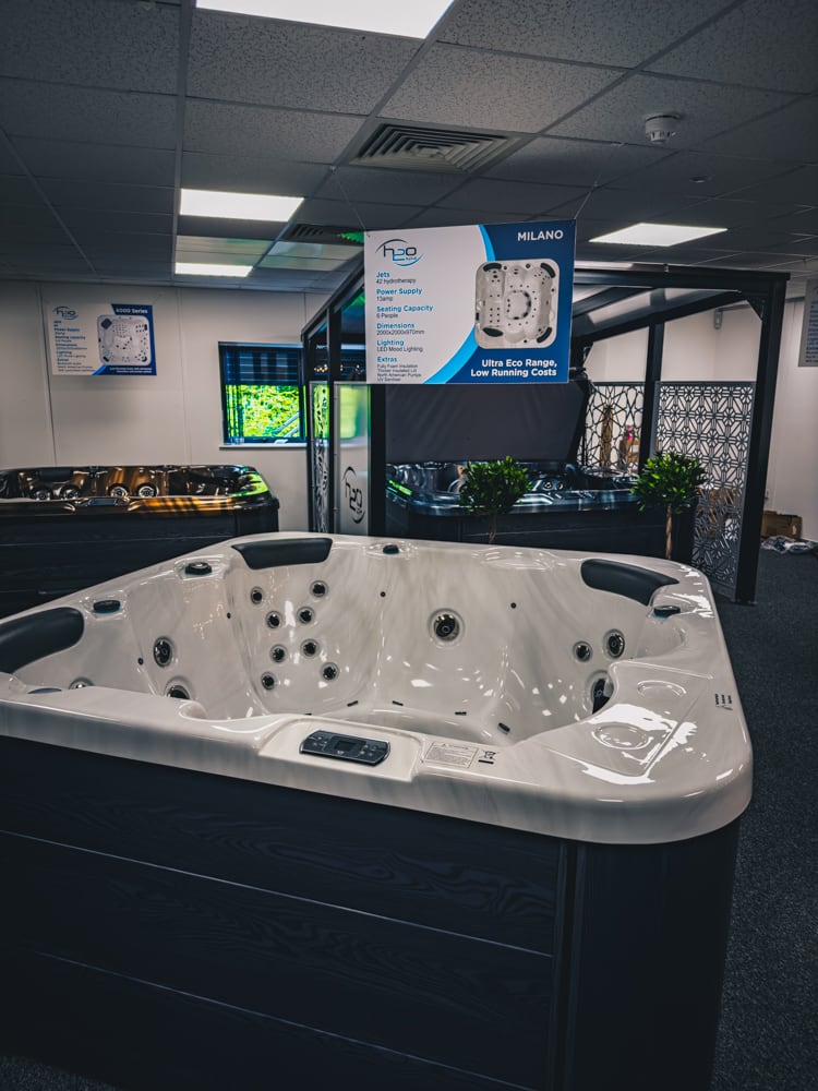 hot tub showroom in nottingham