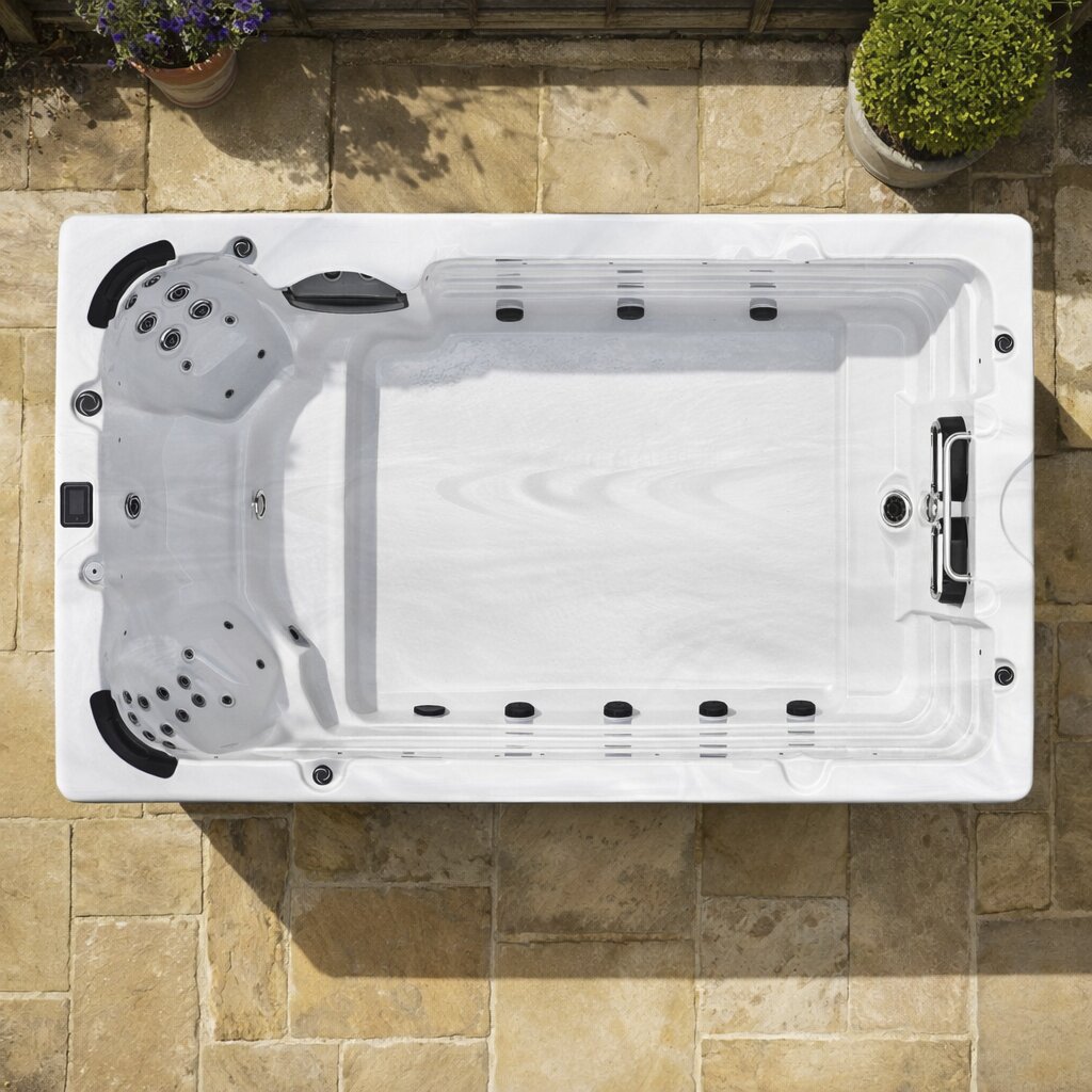 Nova 4m Swim Spa