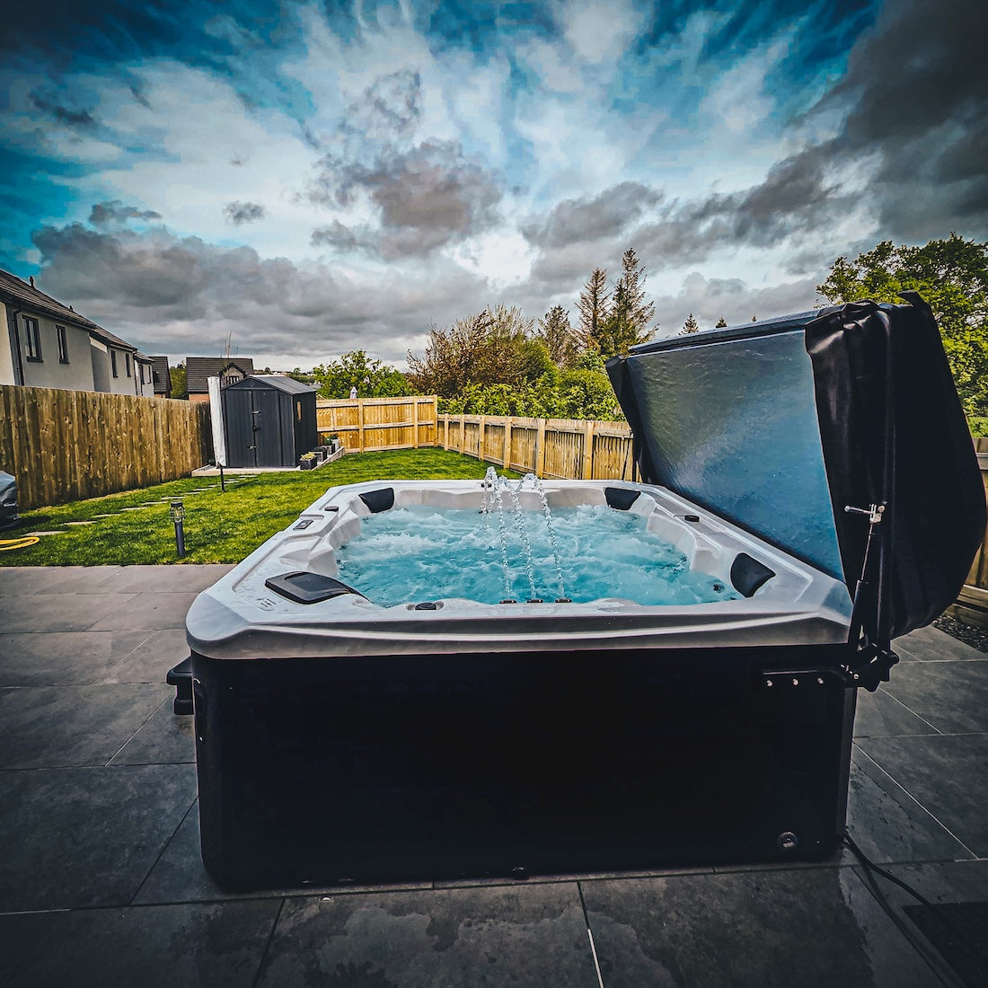 Large hot tub for sale