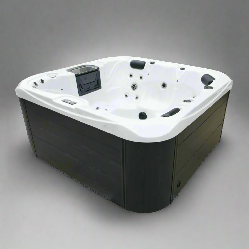 Retreat Plus hot tub