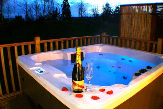 Hot Tubs - What To Consider