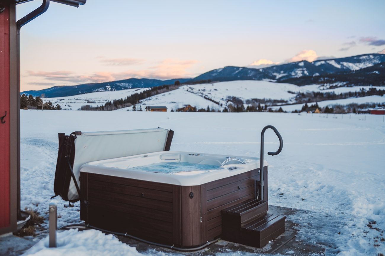 Using Your Hot Tub During Winter
