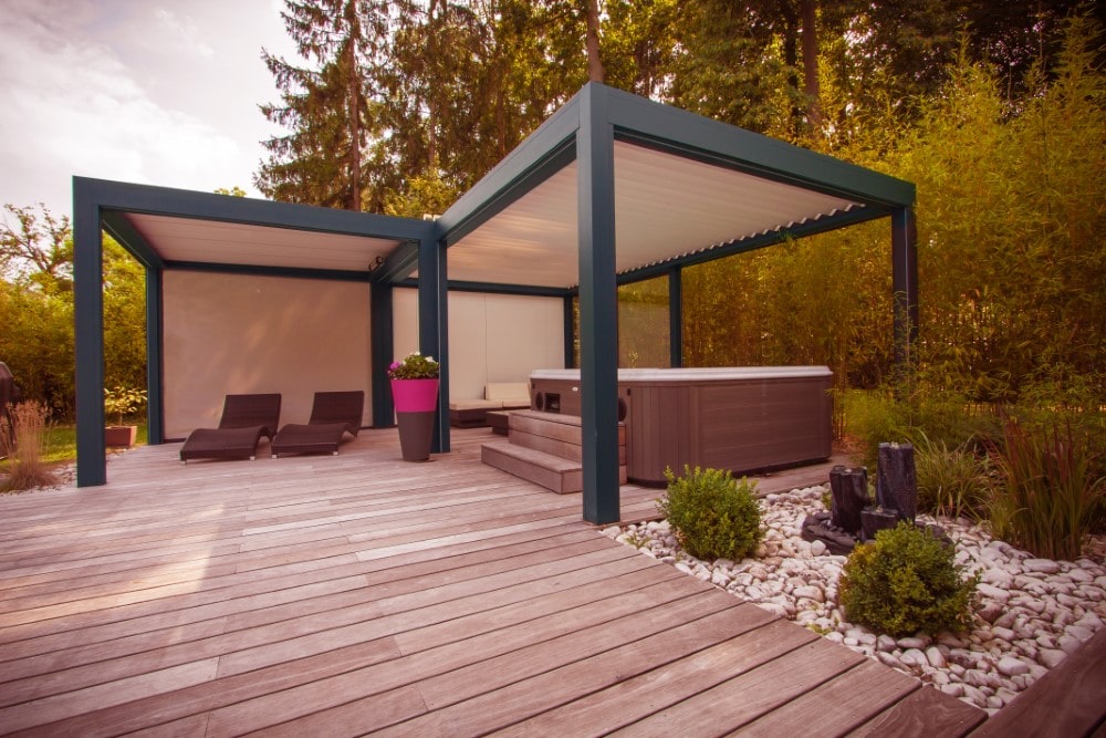 Hot Tub Enclosures: A Simple Guide