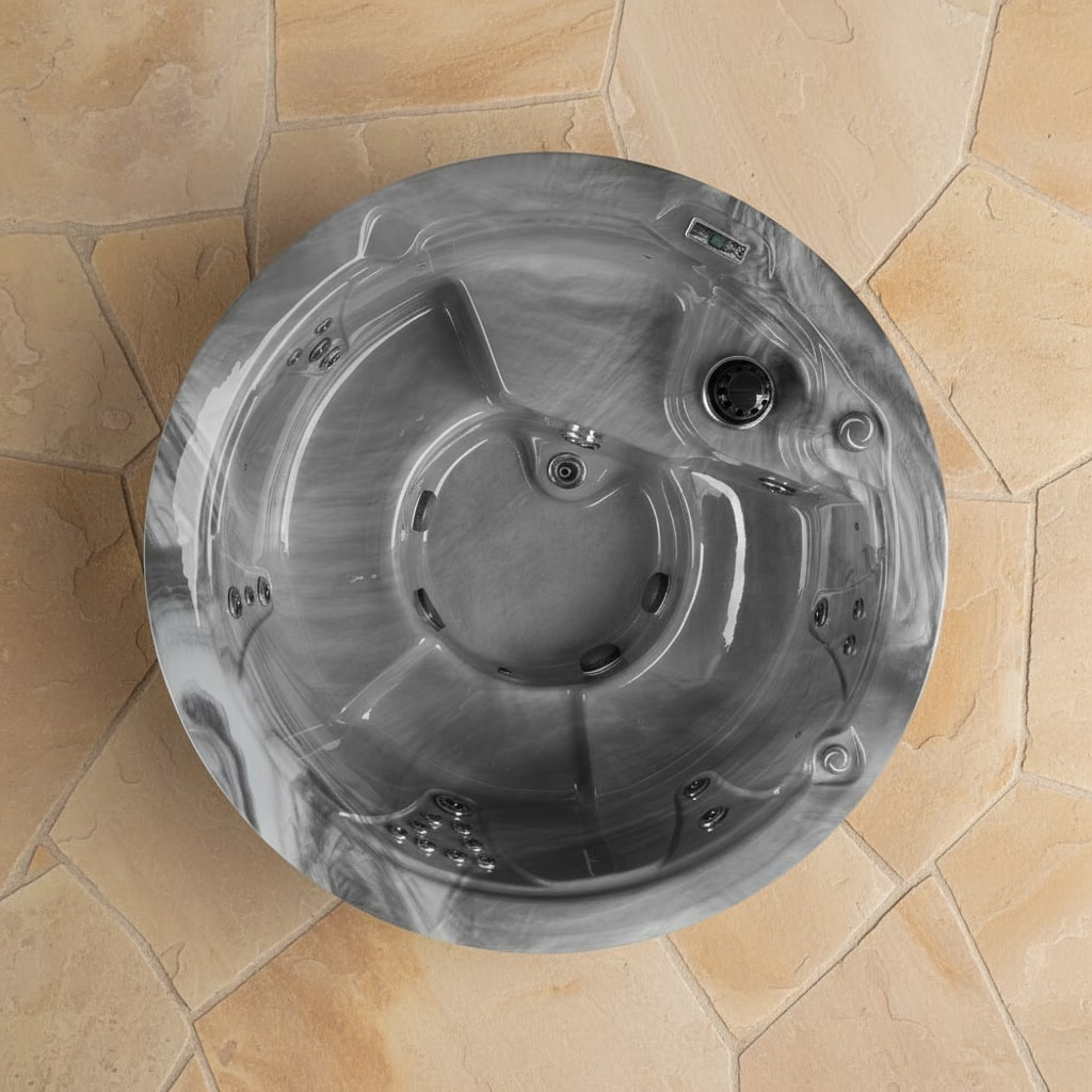 1000 Series hot tub by H2O Hot Tubs