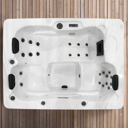 500 Series (13A Plug & Play) by H2O Hot Tubs