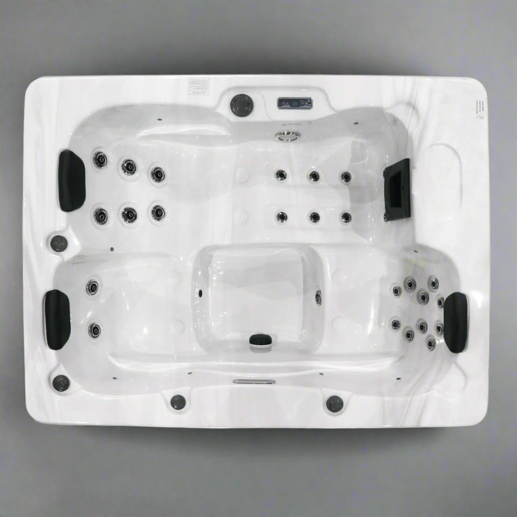 500 Series hot tub