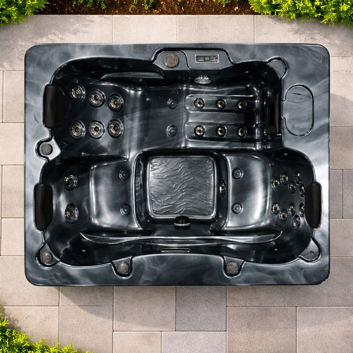 500 Series hot tub by H2O Hot Tubs