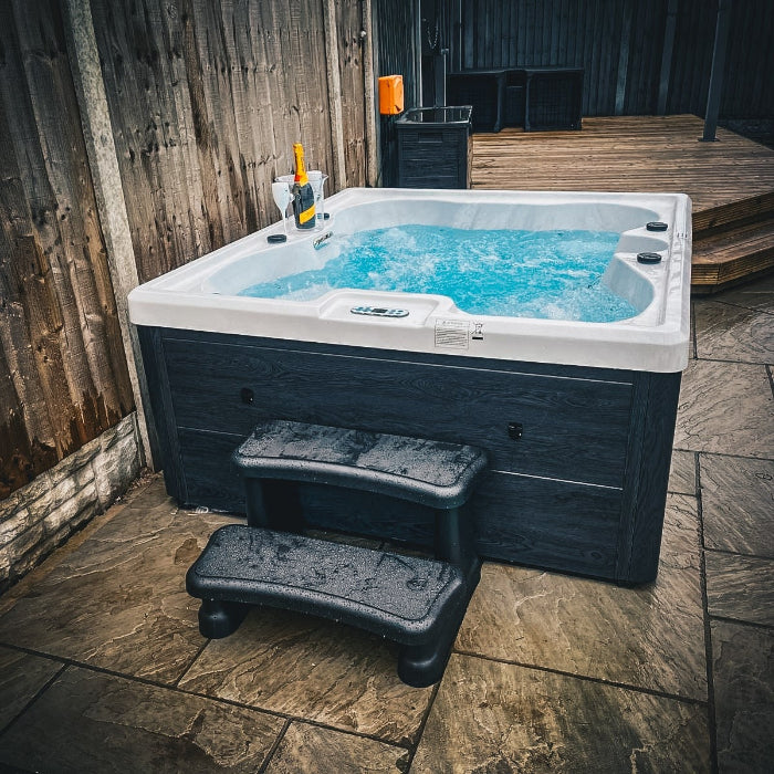 Small hot tub