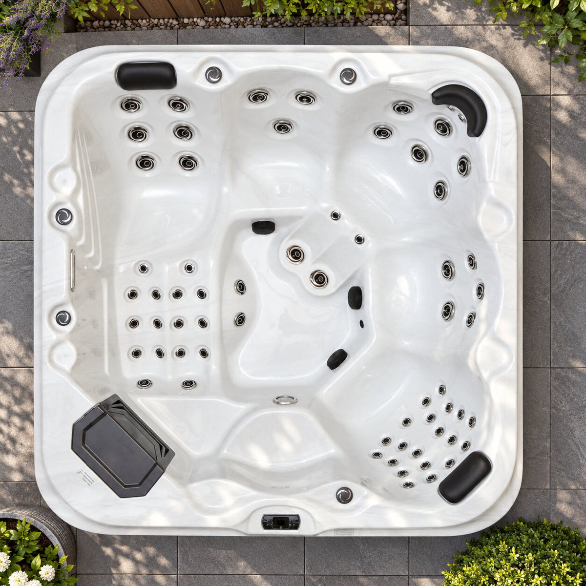 6000 Series by H2O Hot Tubs