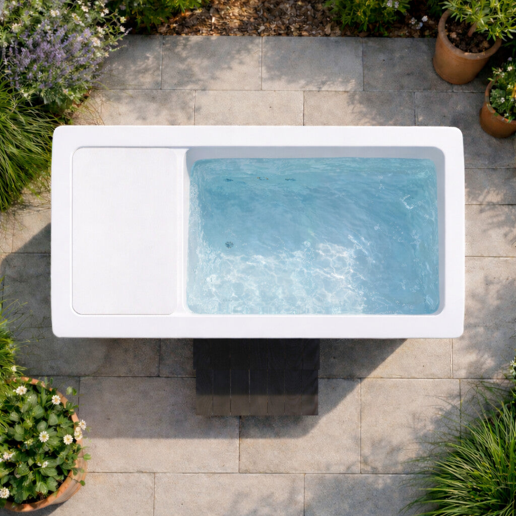 Chillax ice bath from above