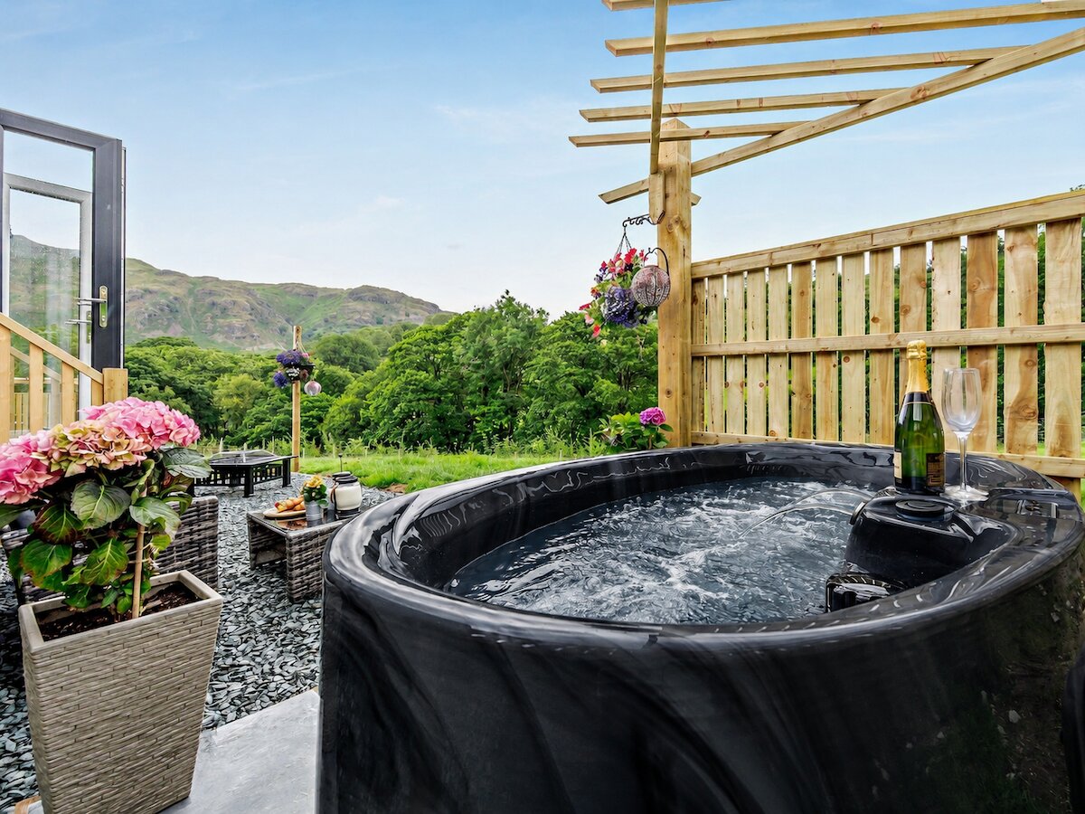 Small 2 person hot tub