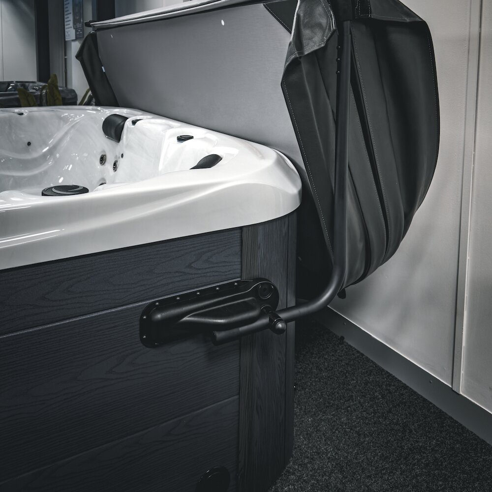 Hot Tub Cover Lifter