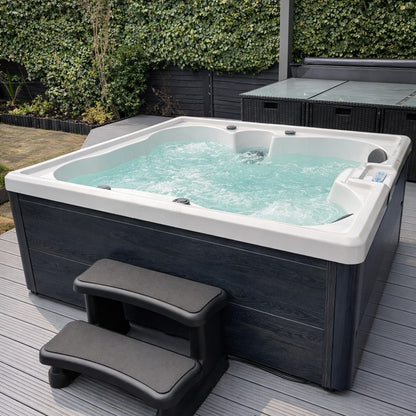 Pure Bliss hot tub