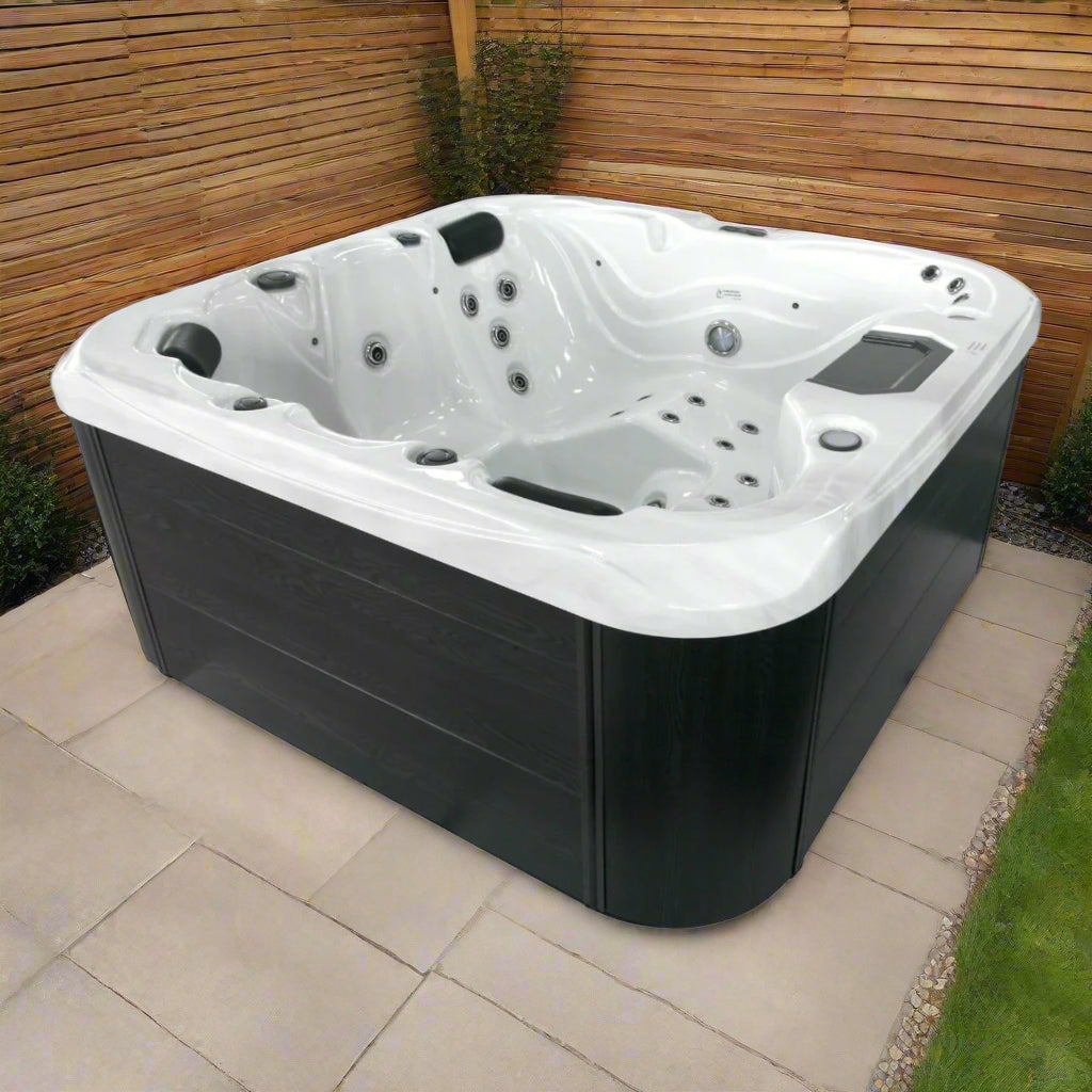 Retreat Plus hot tub