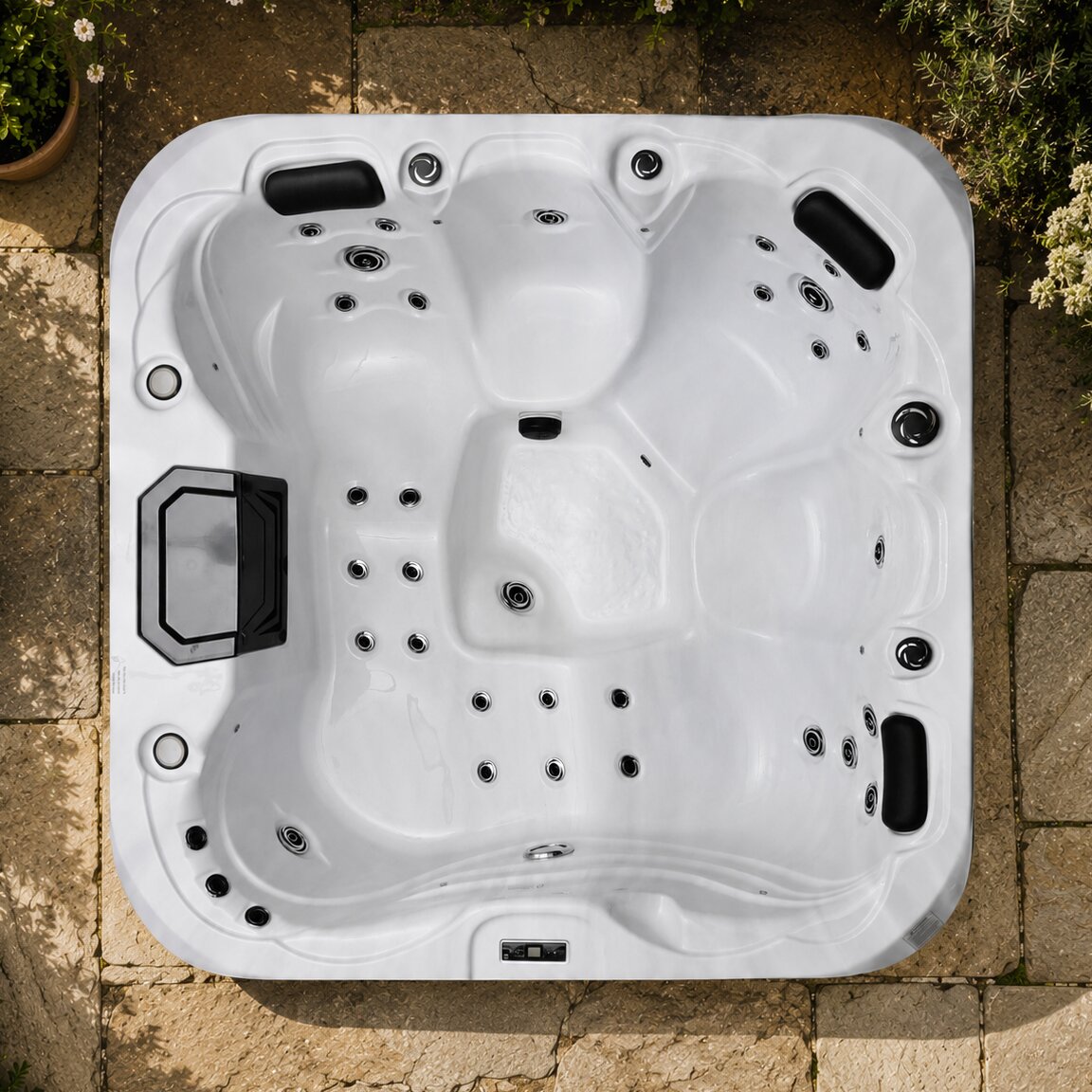 Retreat Plus family hot tub for sale