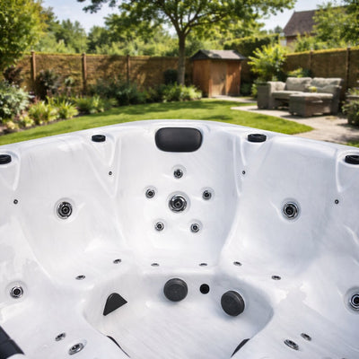 Retreat Pro hot tub