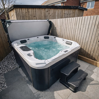 Retreat Plus hot tub