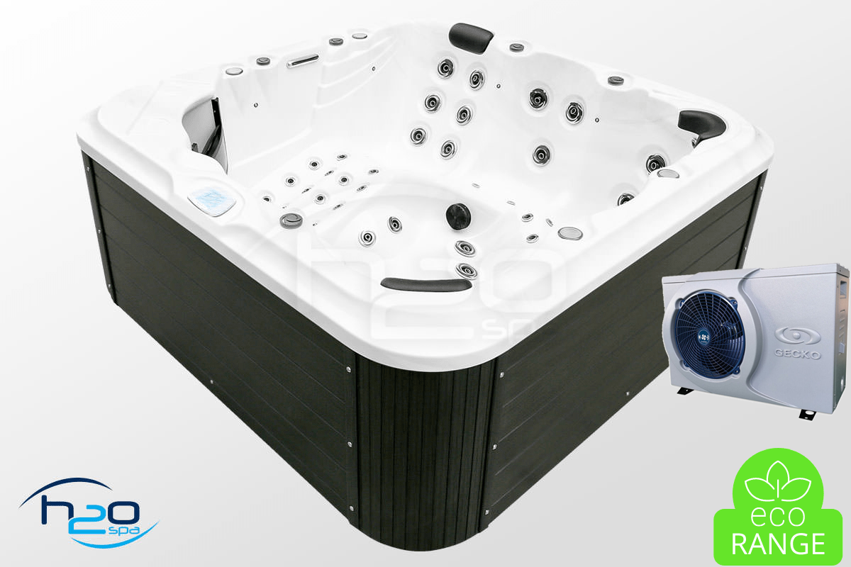6000 in.clear and in.temp 32A Twin Pump Hot Tub