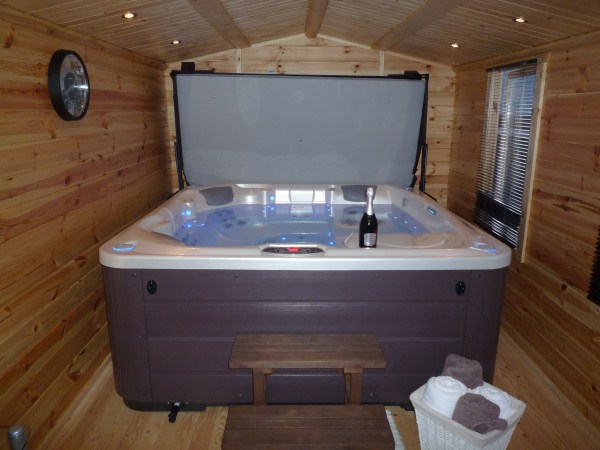 hot tub enclosure