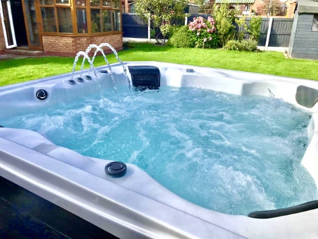 hot tubs exeter